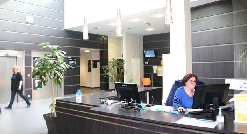 Accueil administratif à la Polyclinique